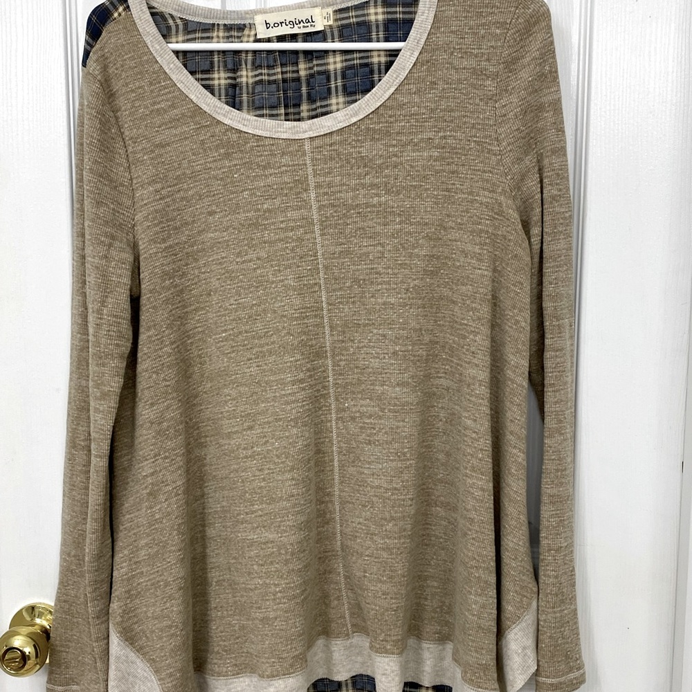 Women’s top.